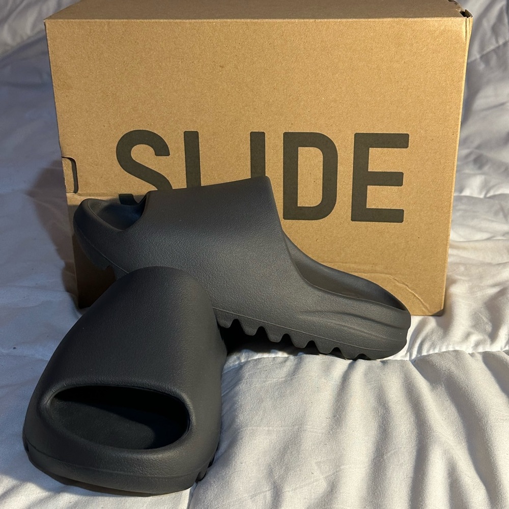 Yeezy Slide Onyx